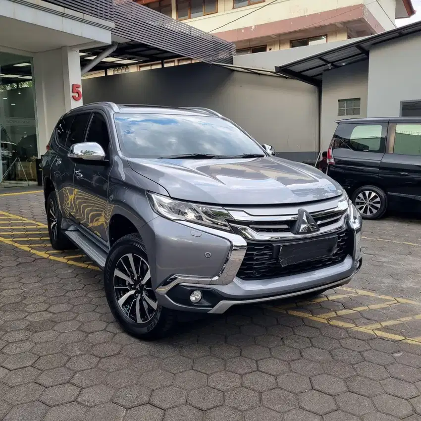 Mitshubishi Pajero Sport Dakar 2.4 AT Tahun 2019