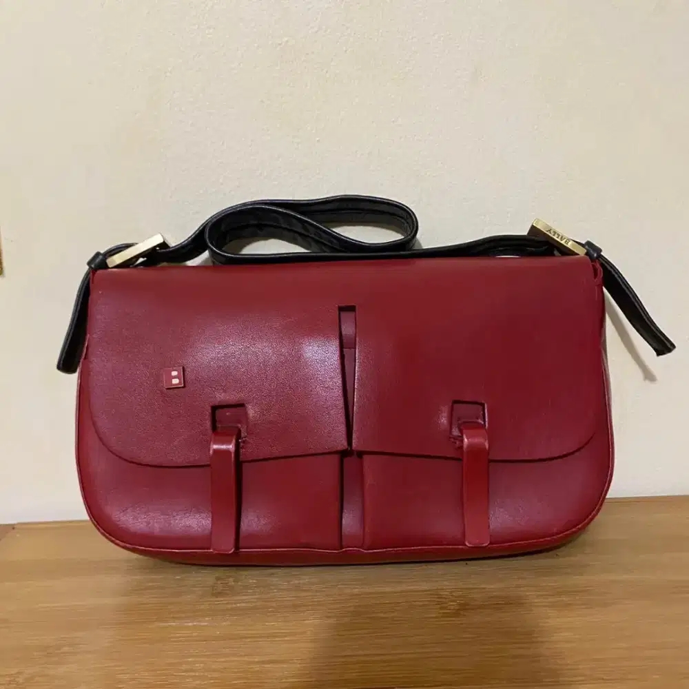 Bally Vintage Blood Red Shoulder Handbag