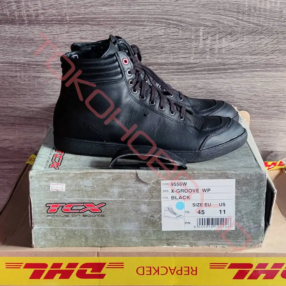 Tcx x shop groove waterproof