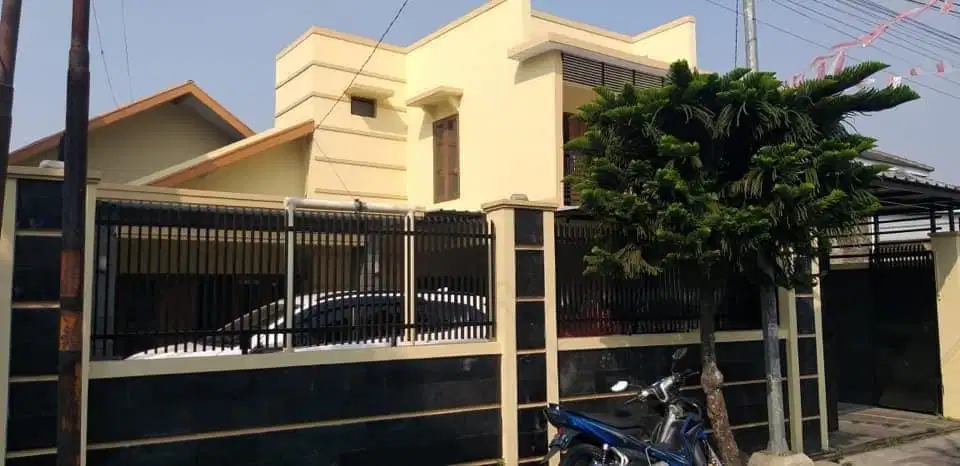 Jual Rumah 2 Lantai Minimalis Lokasi Strategis