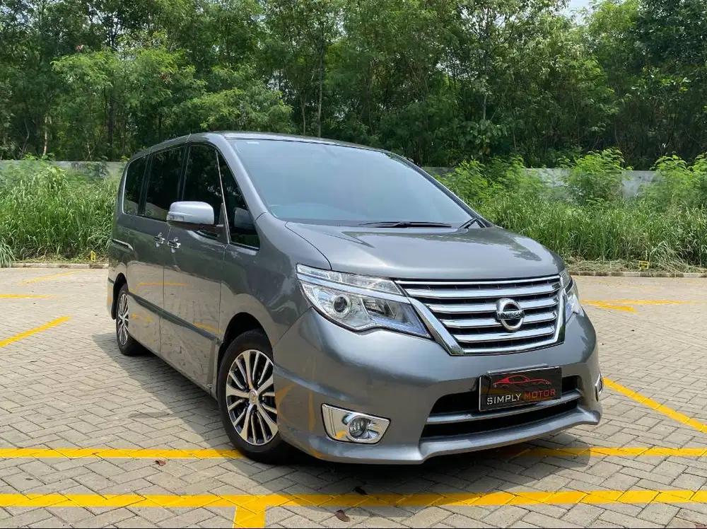 NISSAN SERENA HWS 2.0 2018 GRAY DP 5 ONLY JUTA KONDISI ISTIMEWA