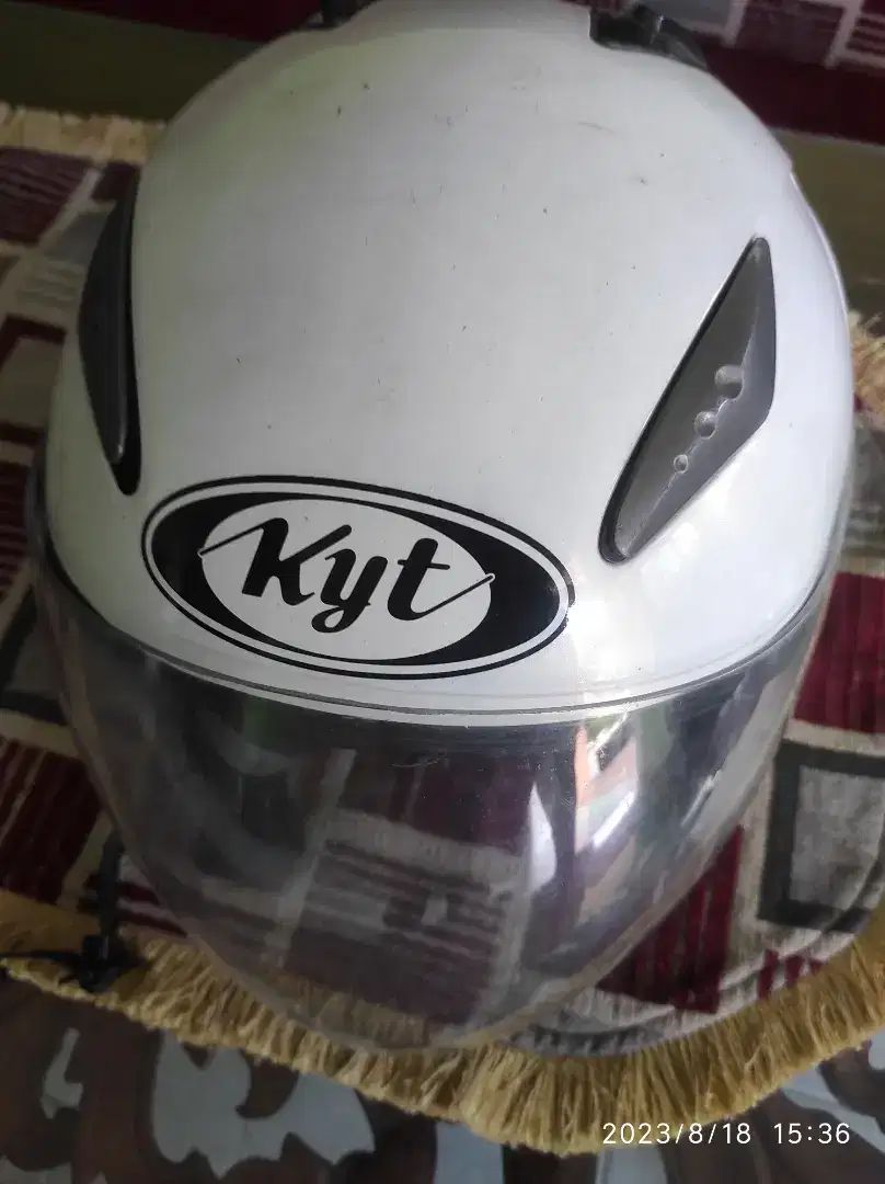 Di Jual Helm kyt