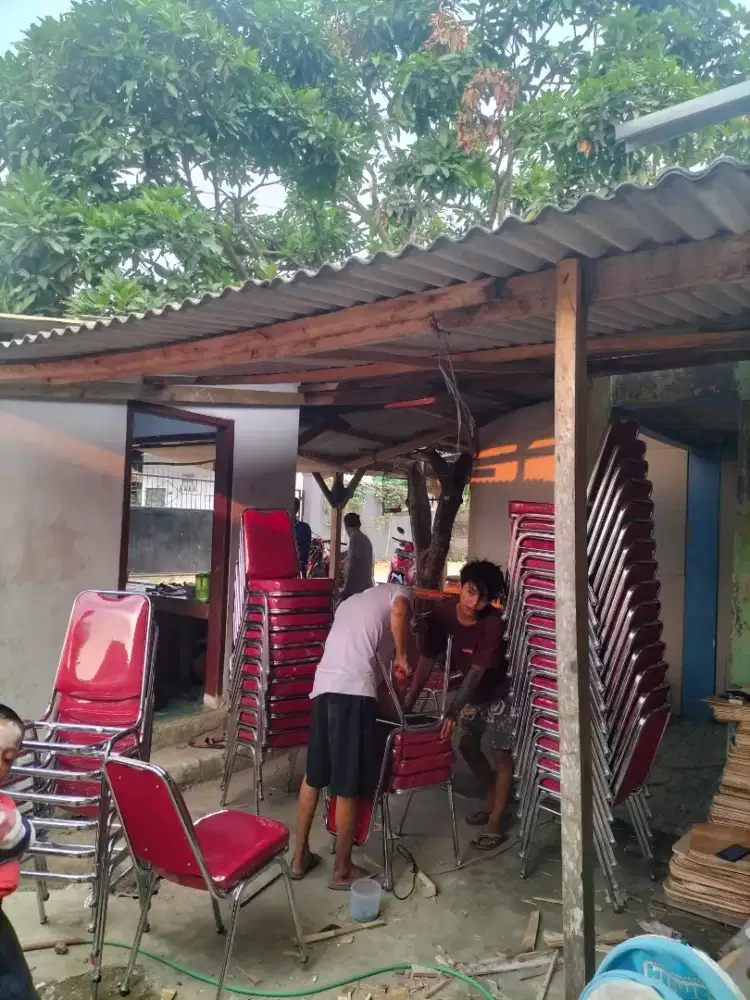 Kursi replika Futura new