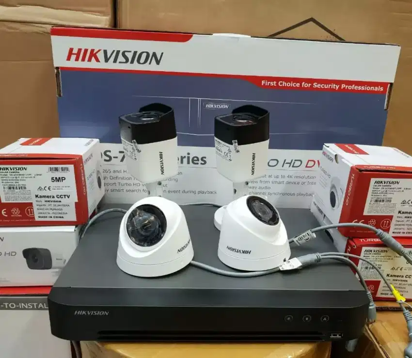 Paket komplit 4 camera cctv Hikvision 5 Mp include pemasangan.