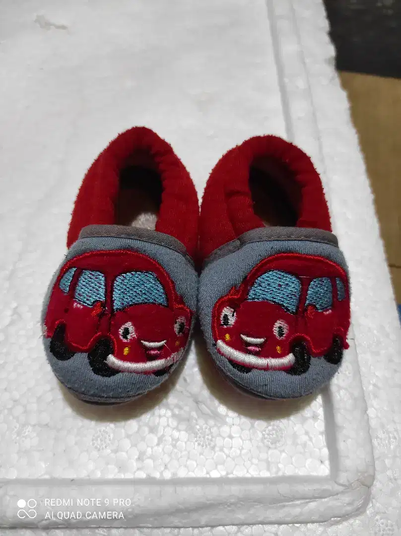 Sepatu anak bayi newbon