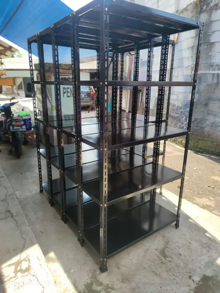 rak besi warna hitam kuat kokoh bosku
