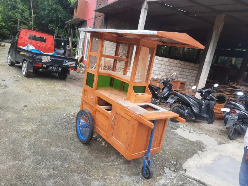 Gerobak bakmi jawa gunungkidul