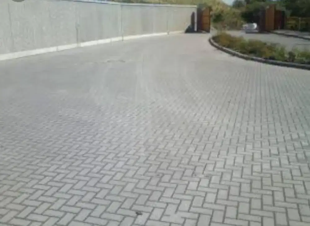 Pemasangan paving blok