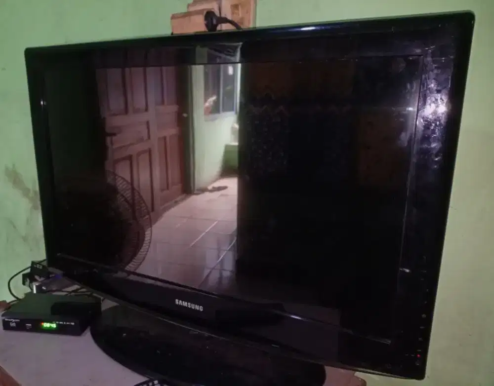 Jasa servis lcd/LED Tv panggilan