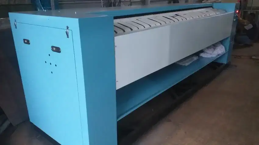 Flatwork ironer atau setrika roll 2 meter