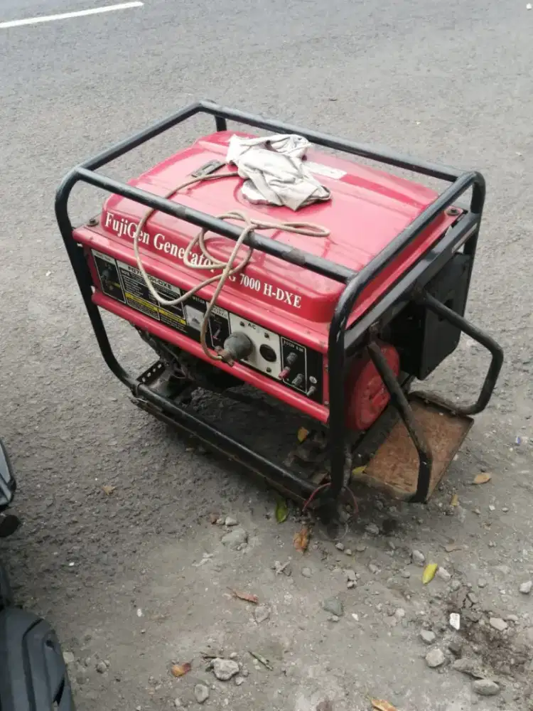 Pembeli segala mesin rusak