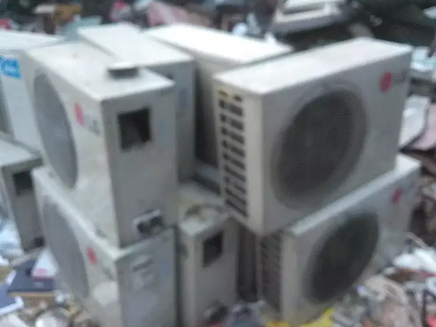 BARANG BEKAS, SEGALA KONDISI, AC,  MESIN2, BESI  DLL.