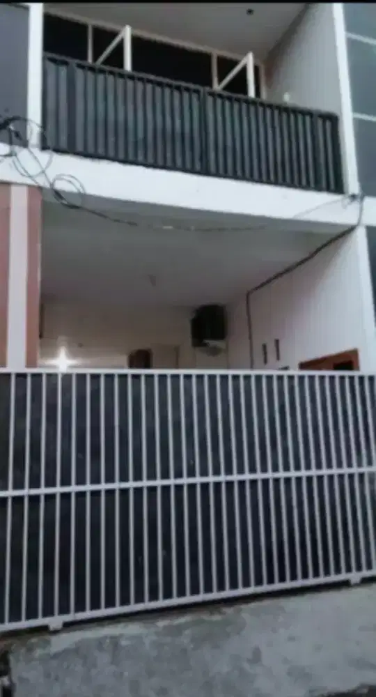 Kos mhasiswa Putra / Pkerja ptra' 1 kmr bs utk 2 Orng