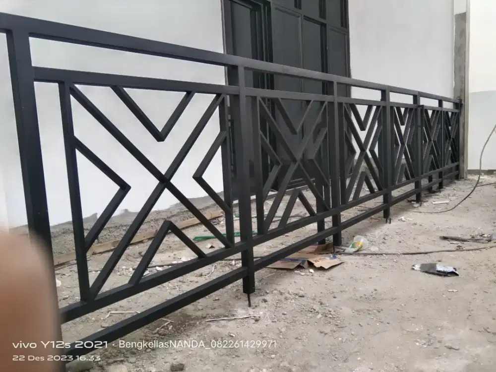 Pagar Balkon COUSTEM