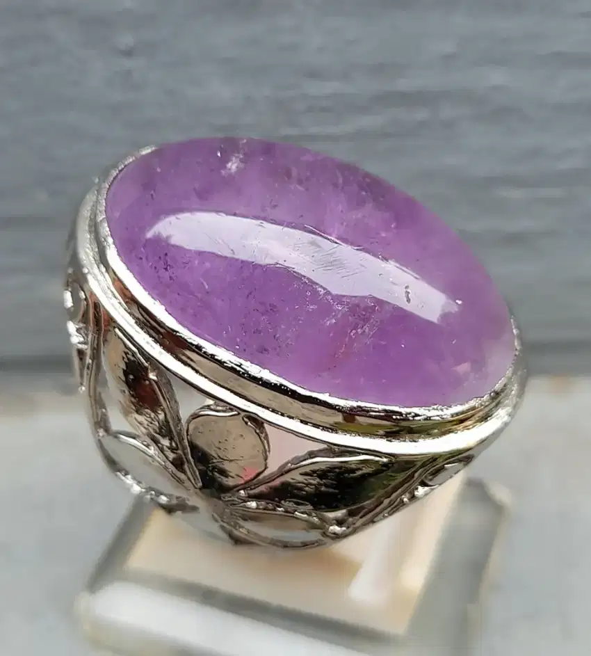 Natural Amethyst Kecubung Kalimantan Dim 29.5 mm