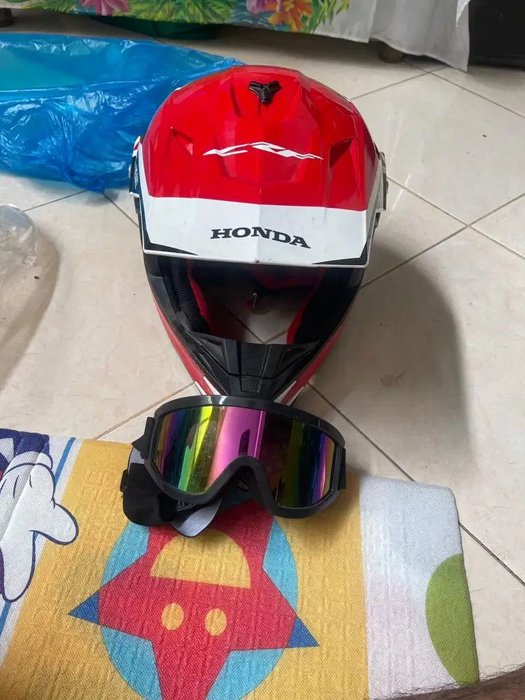 helm CRF Honda Merah Second