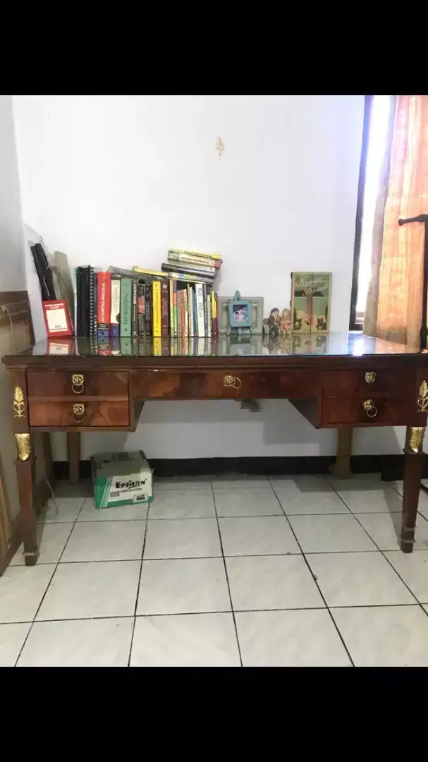 Meja kantor jati model klasik uk.besar