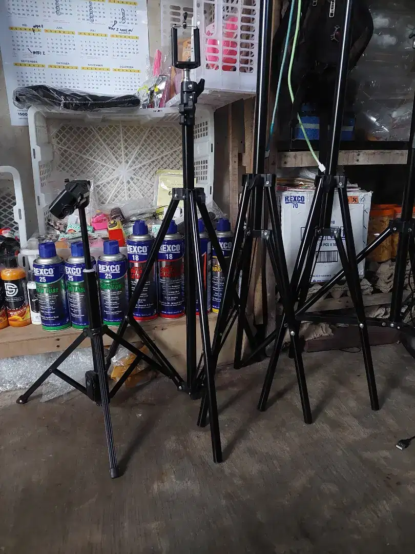 Tripod tinggi 2 m lebih