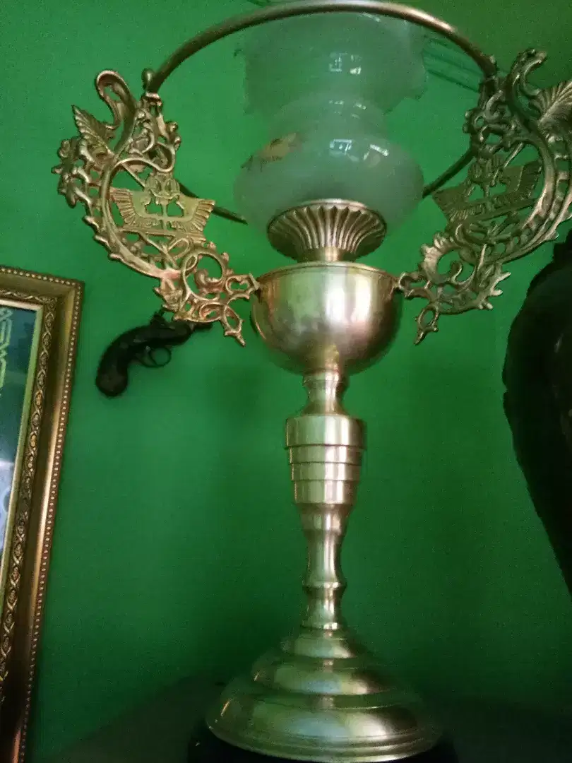 Lampu Meja Kuningan antik