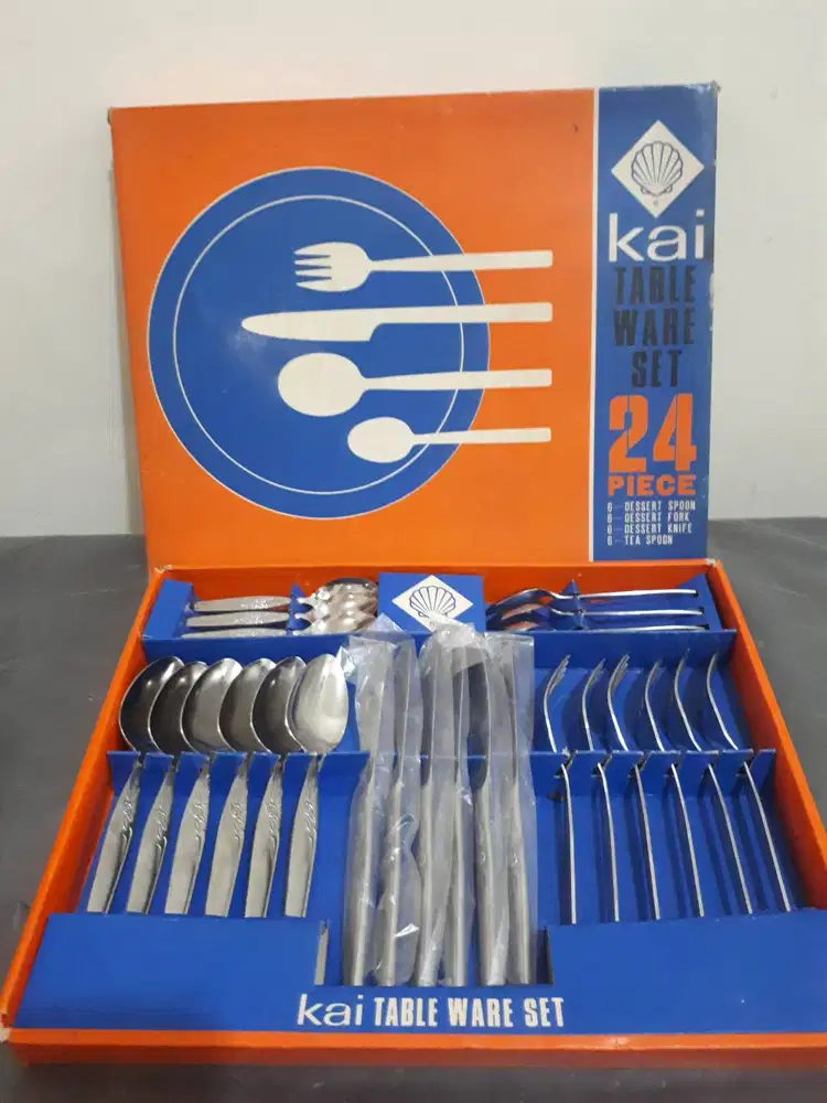 KAI Tableware Set (P-185), 24-pcs Vintage Stainless Steel Cutlery