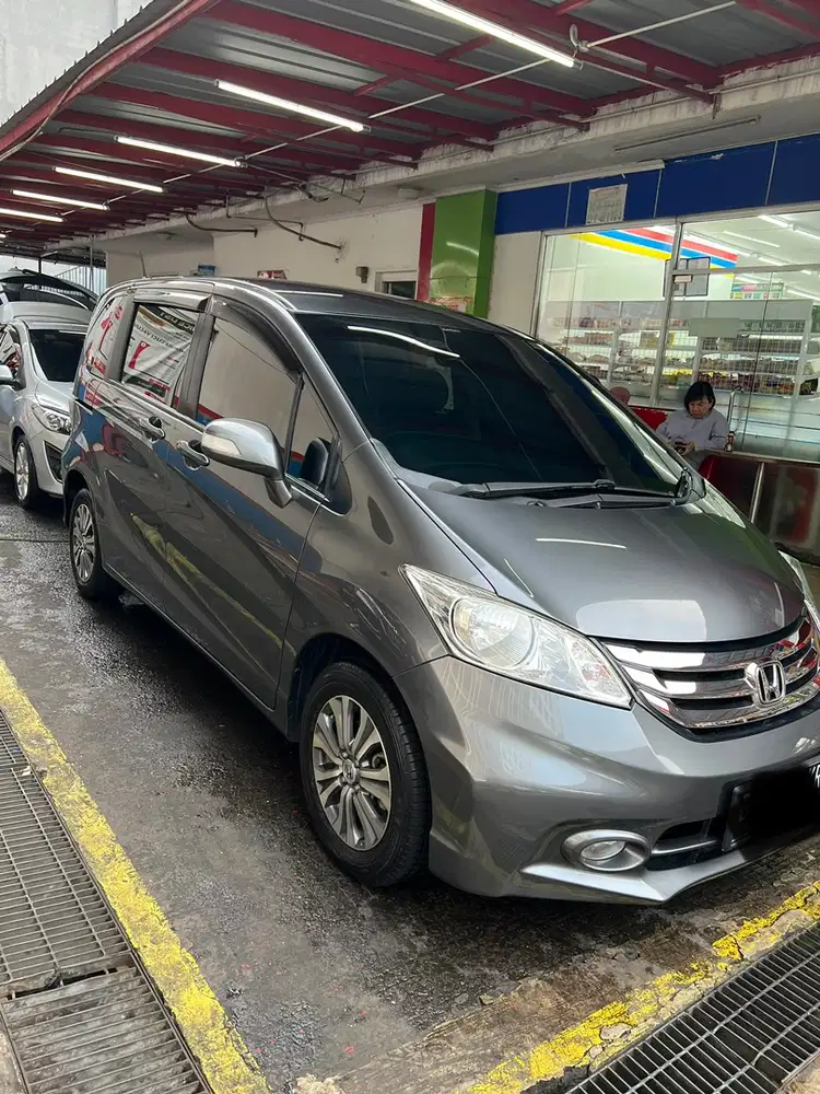 Honda Freed 2014 Pemakaian 2015
