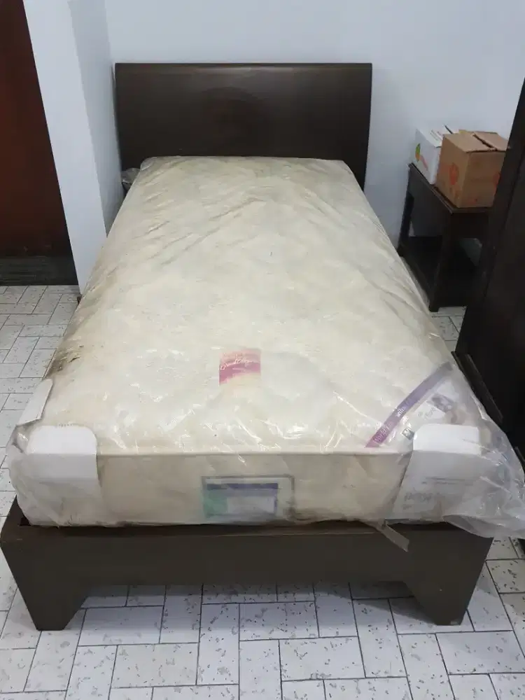 Tempat Tidur Jati Solid(Produk:Cantique)+Kingkoil