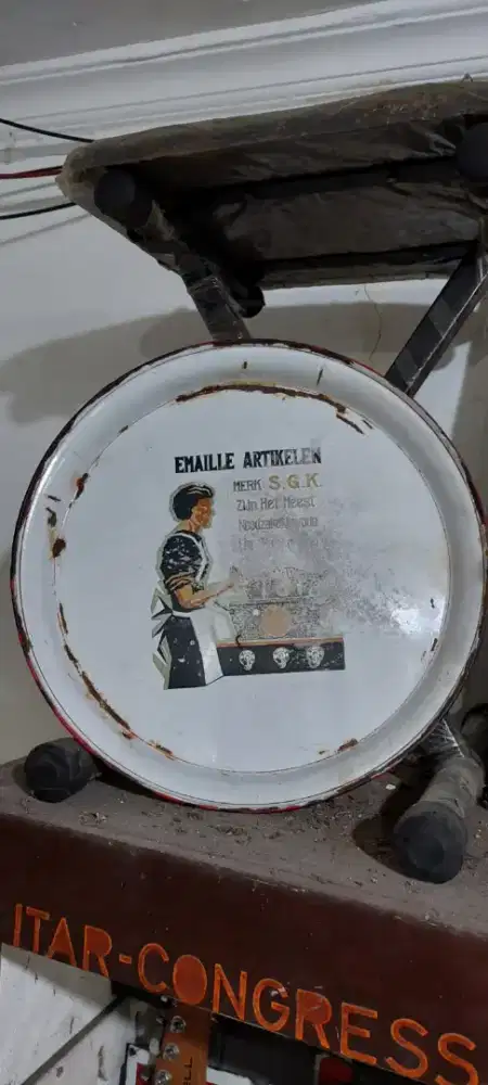 ENAMEL NAMPAN TEBAL