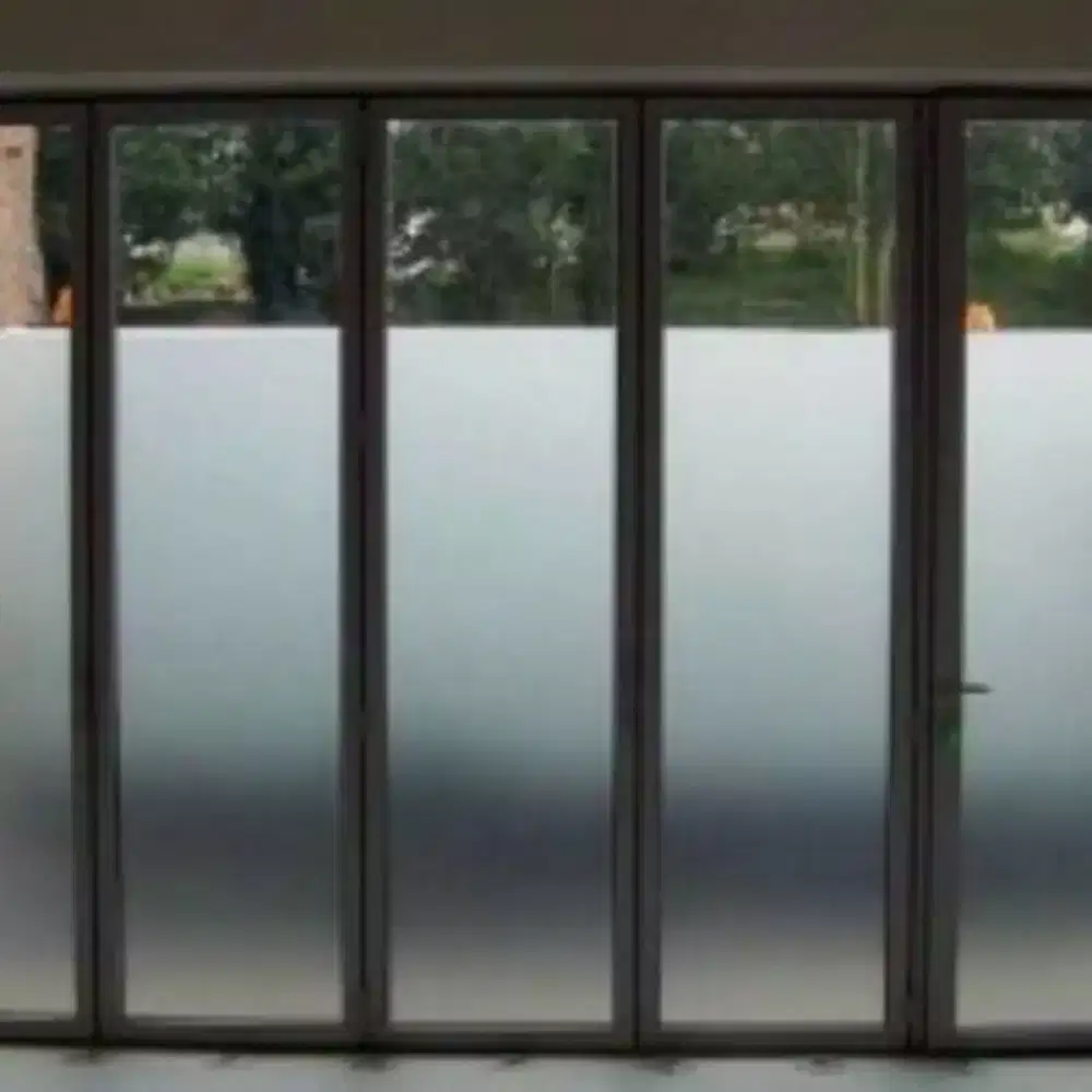 Stiker Kaca Motif dan Polos