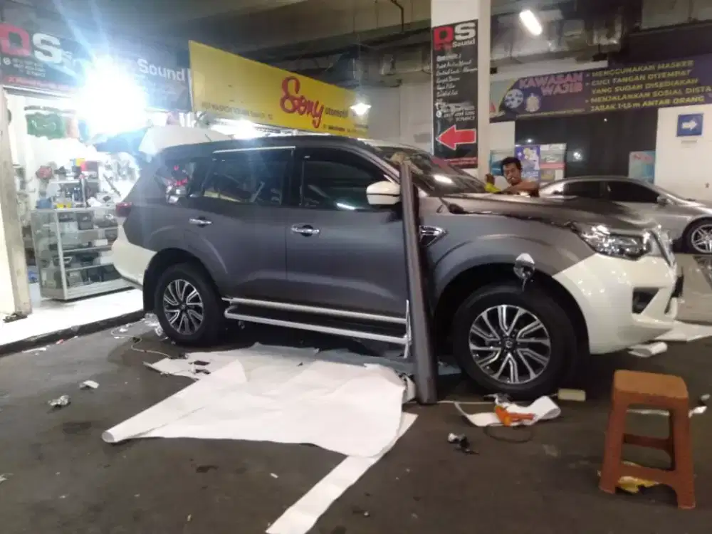 Cutting sticker mobil