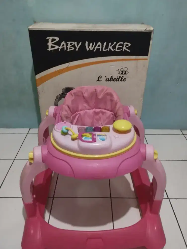 Baby Walker Keren