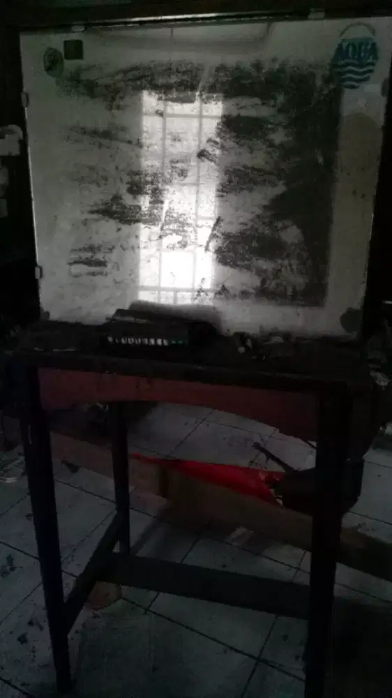 Meja kaca rias double