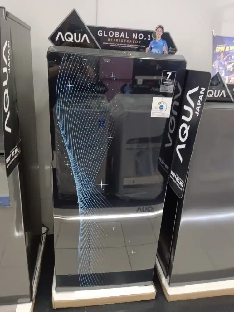 Kulkas 1 pintu AQUA Freezer extra besar
