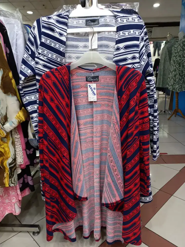 Cardigan asli bangkok.