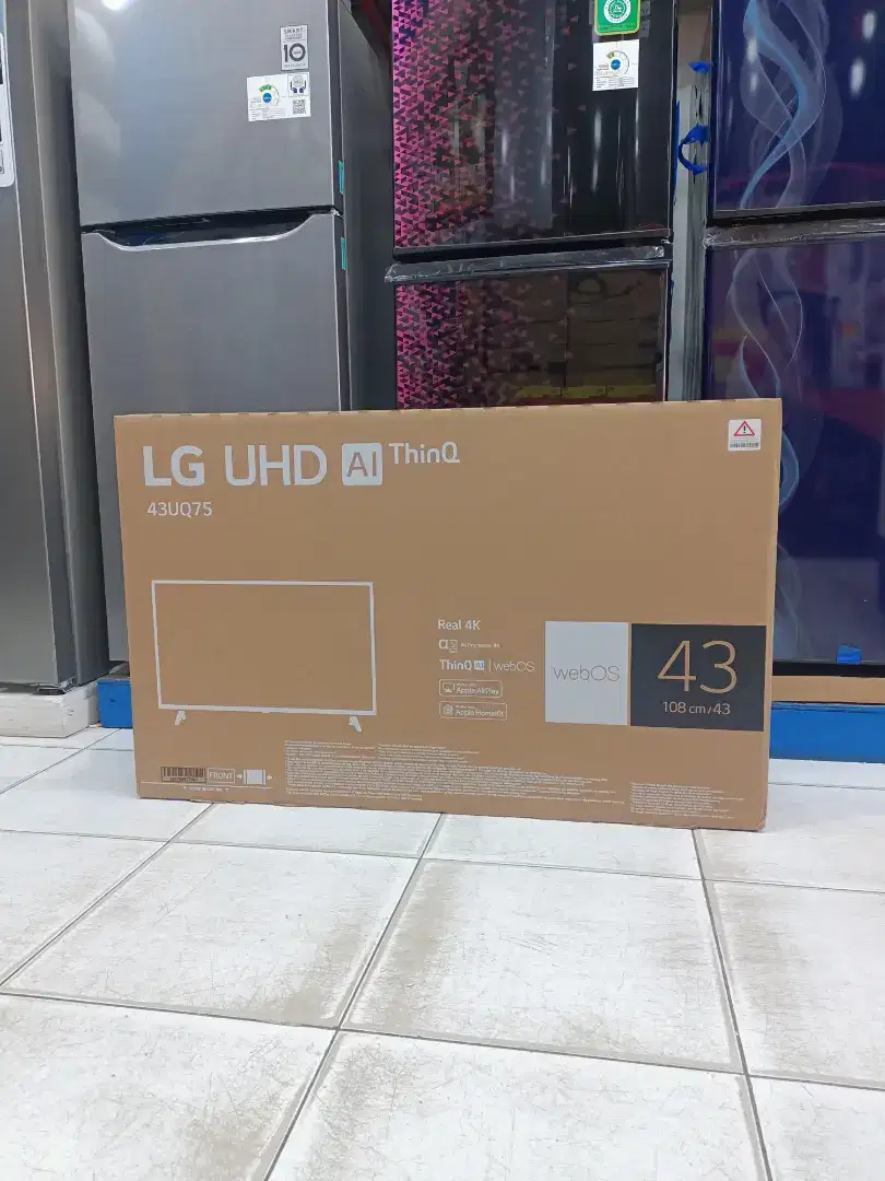 KREDIT &CAS TV LED LG 43 IN UHD 4K BARANG BARU GARANSI RESMI