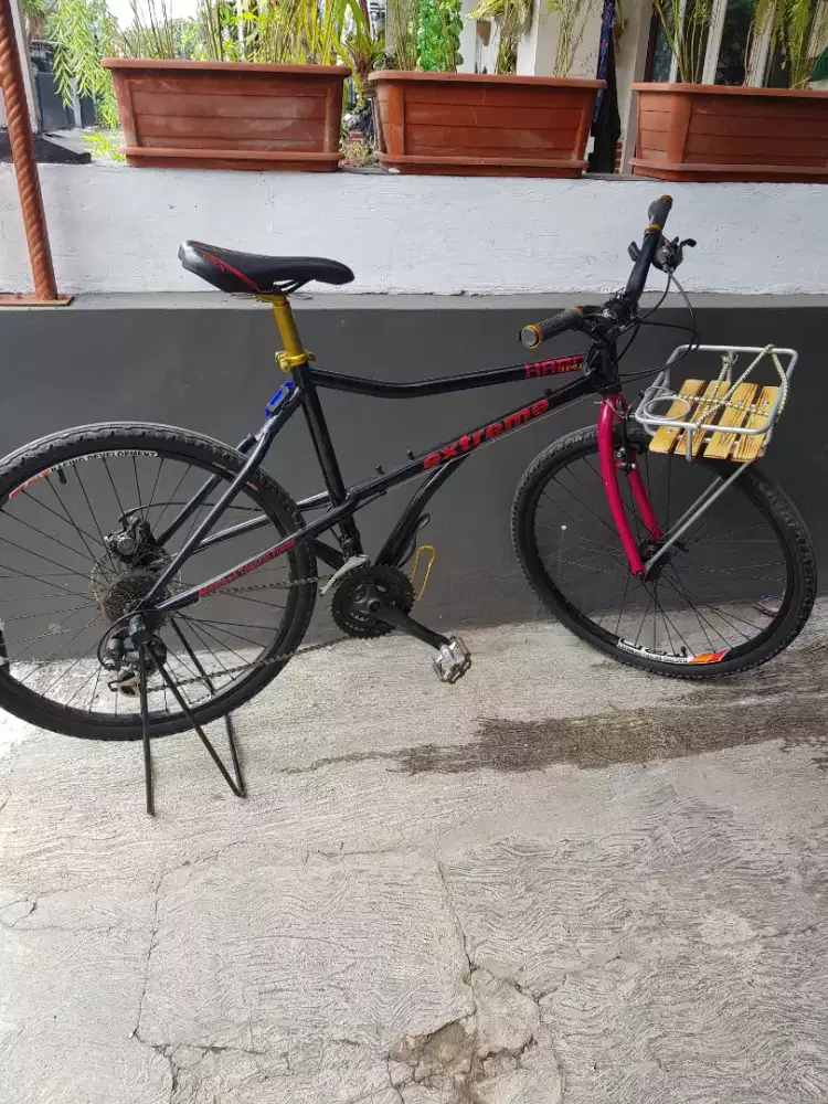 Sepeda Haro extreme USA sangat mulus size 26 shimano 3x8 keren