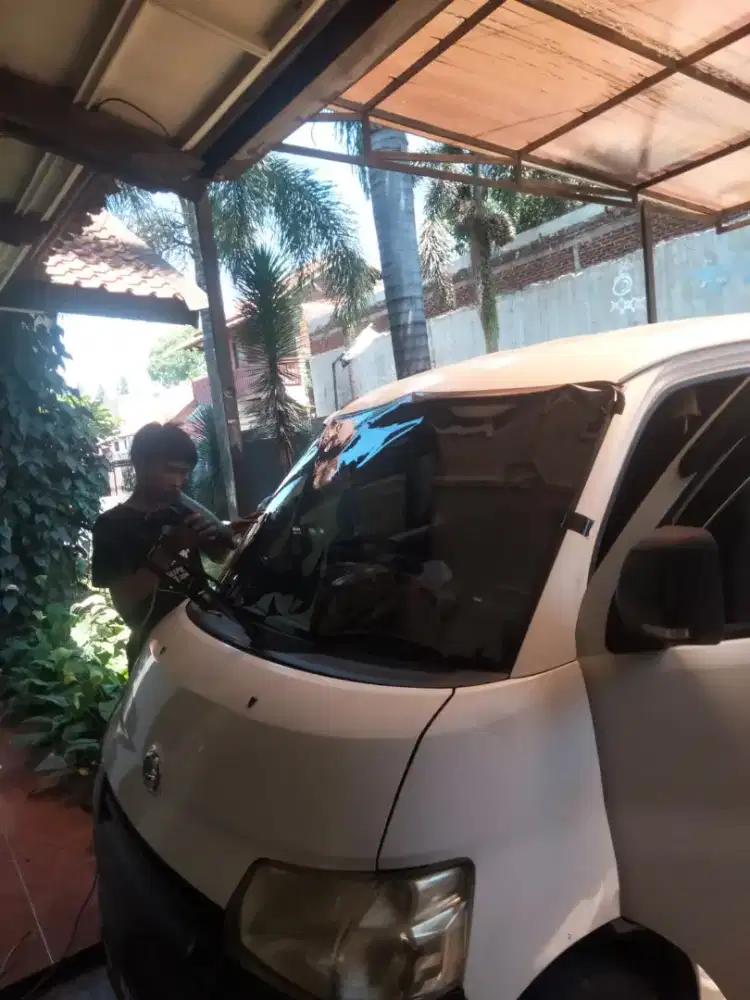 kaca film mobil panggilan berbagai merk