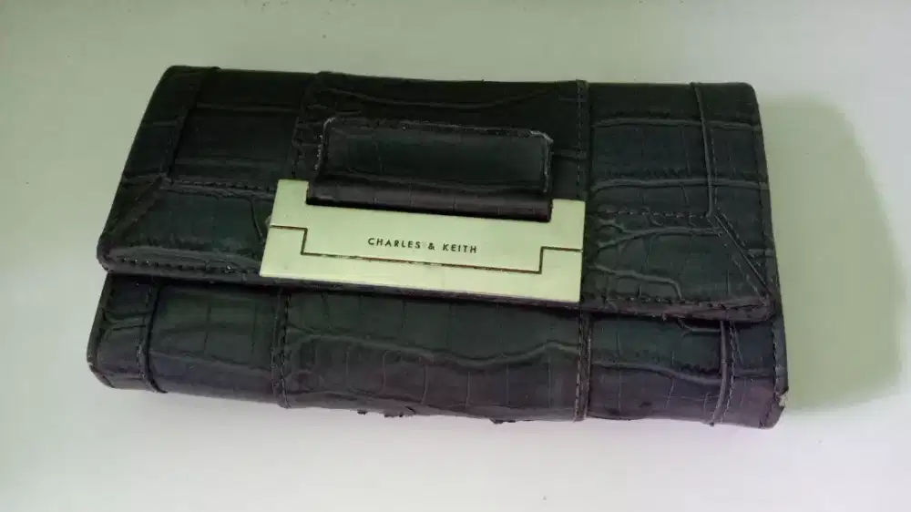 Dompet wanita panjang