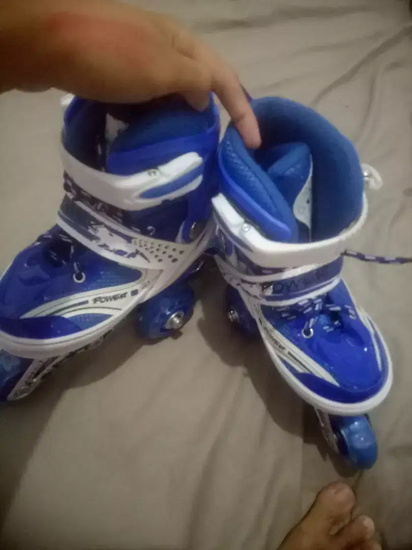 Sepatu Roda Skates Power Warna Biru (Nego)