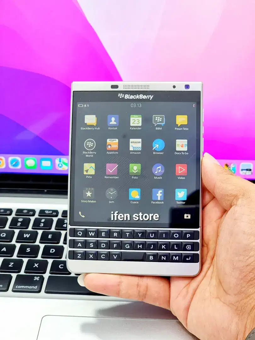 BLACKBERRY PASSPORT DALLAS SILVER EDISI ( MULUS 99% )