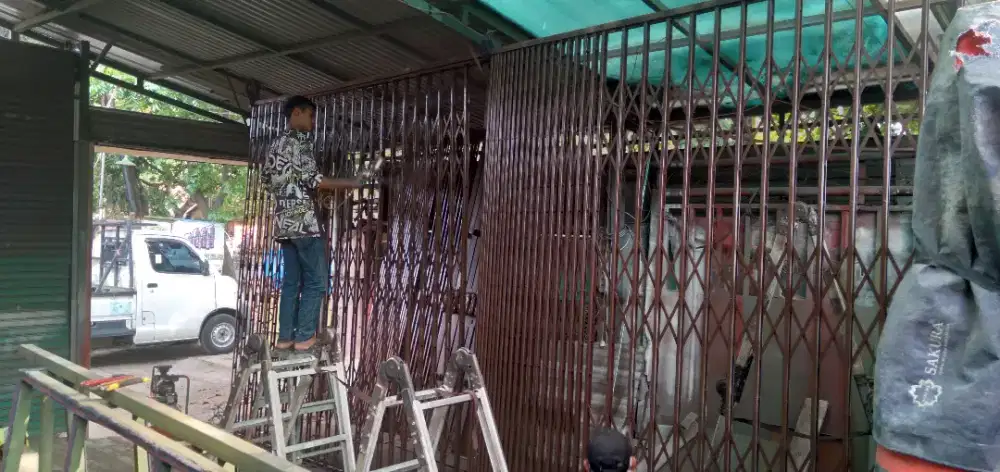 Pembuatan Pintu harmonika, Pintu arcodeon, Pintu folding gate