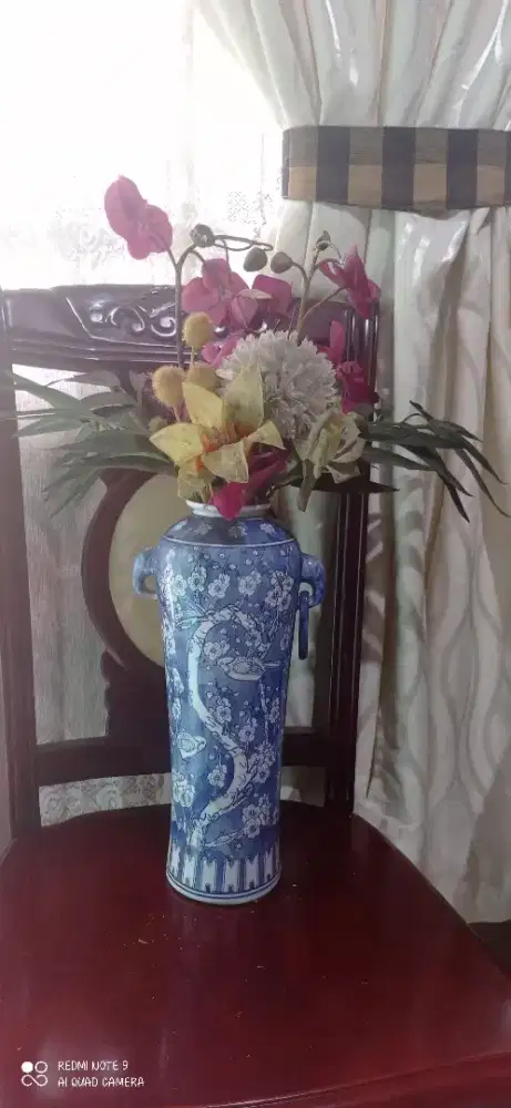 Dijual guci pajangan