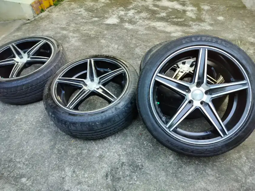 velg + ban mobil ring 20 masih bagus layak pakai 4pcs