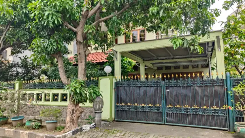 ‼️Luas 370 m²‼️Rumah Luas Asri di Ketintang dkt Gayungsari Jambangan