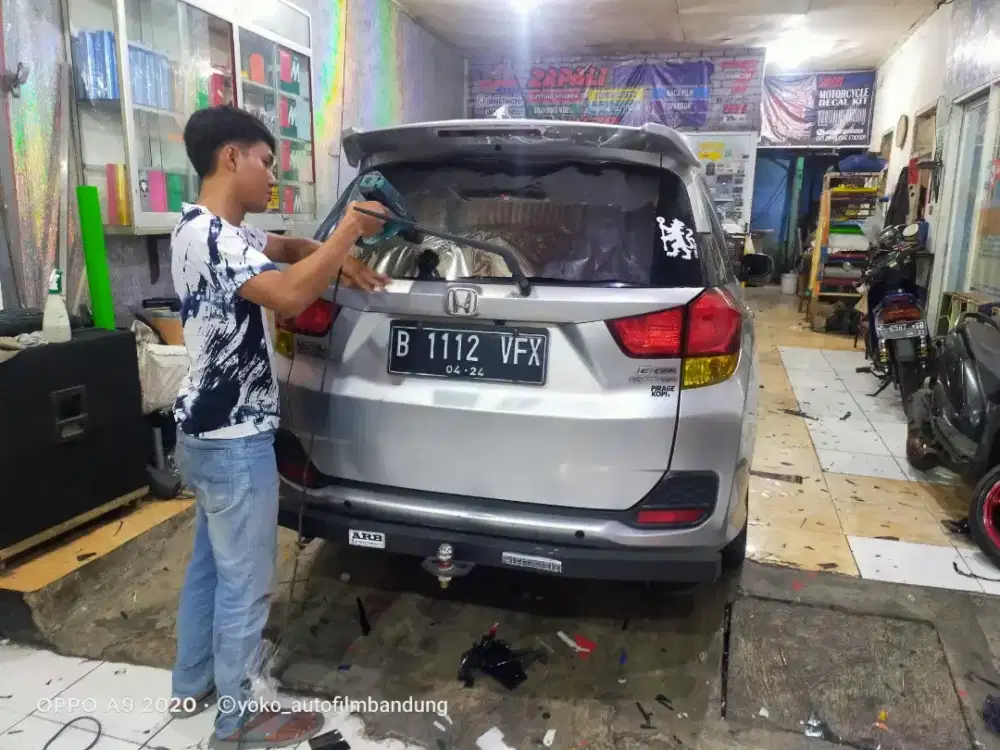 Kaca film mobil kaca film 3m murmer bos
