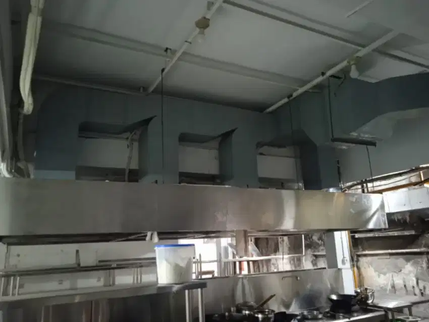 Pembuatan cerobong asap (hood dan ducting)