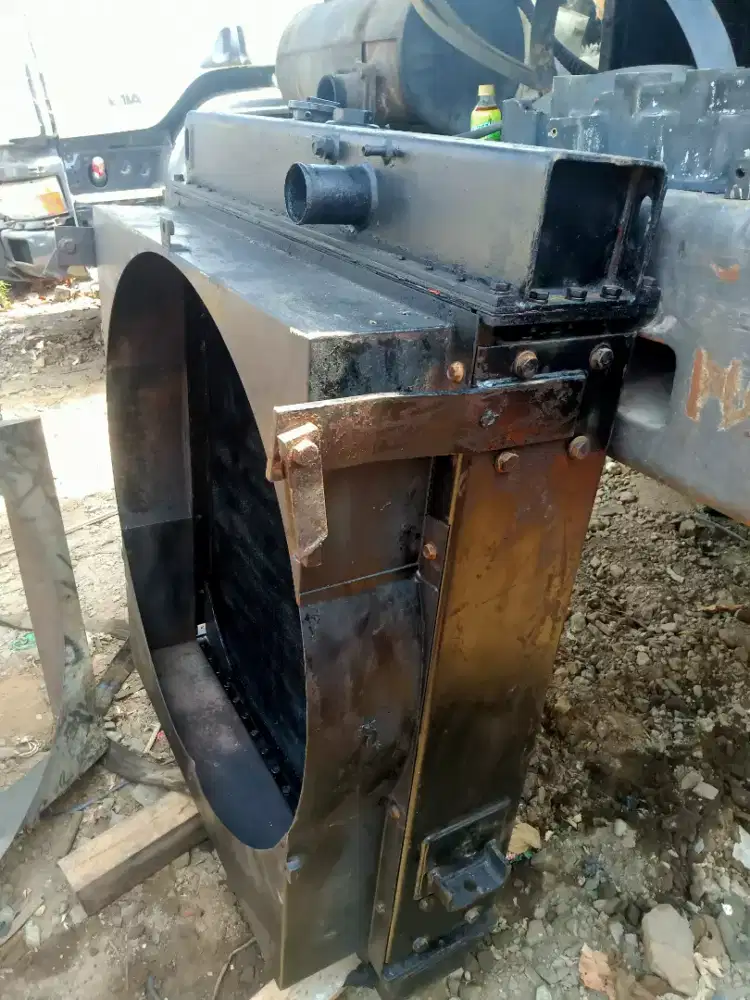 Radiator (421-03-21410) Komatsu loader WA450-3 / 470-3 genuine