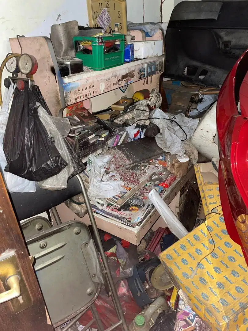 Meja belajar vintage 1980an hrs restorasi utuh