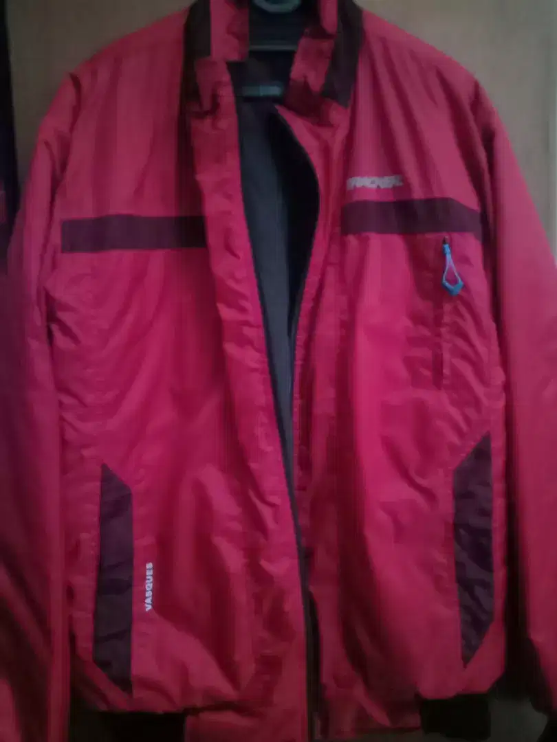 Jaket merah merk Traker original size L to XL