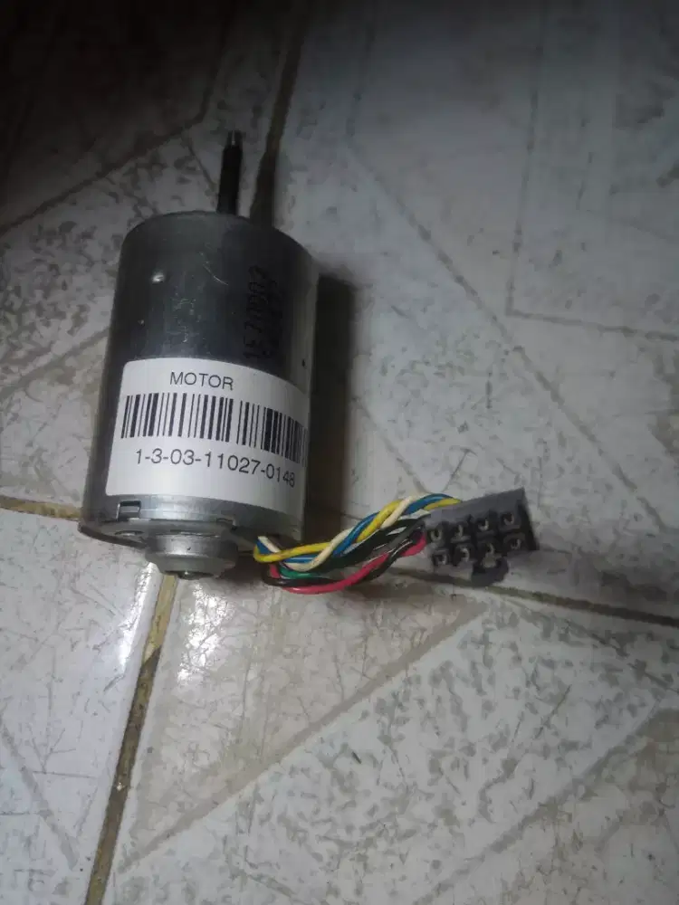 motor JOHNSON E7IHL 240V bekas