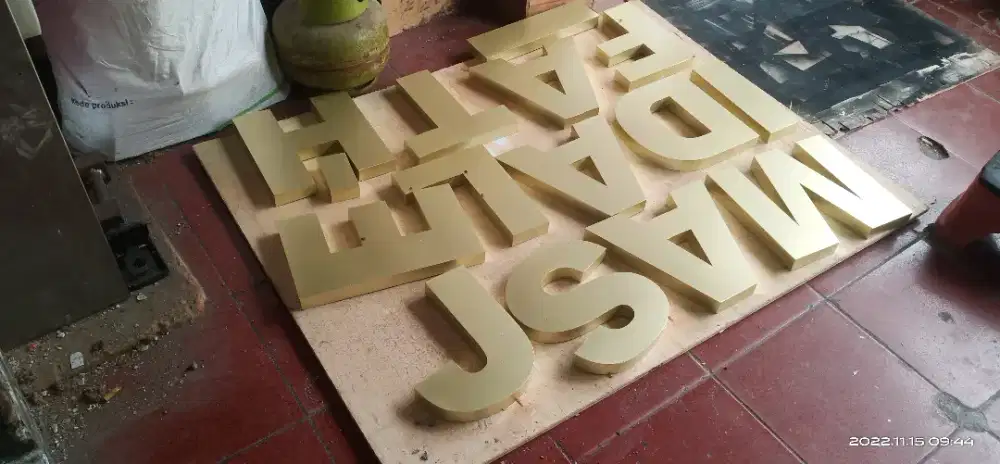 Huruf timbul Surabaya - Huruf timbul stenlis, galvanis,